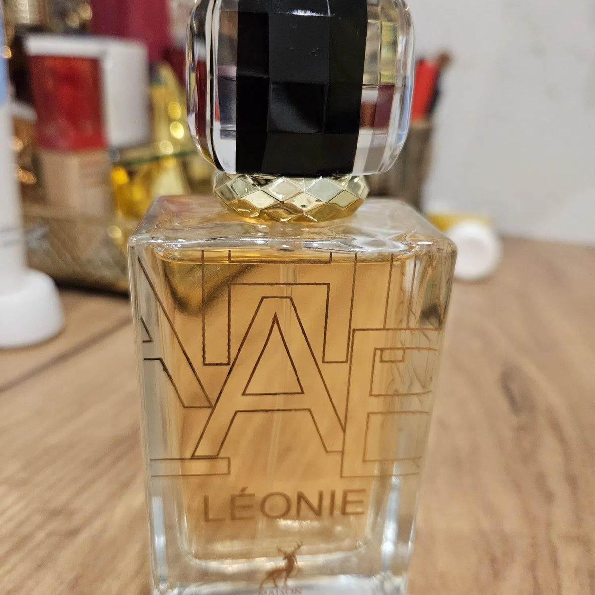 Learn more about the Léonie fragrance by Maison Alhambra | Balade